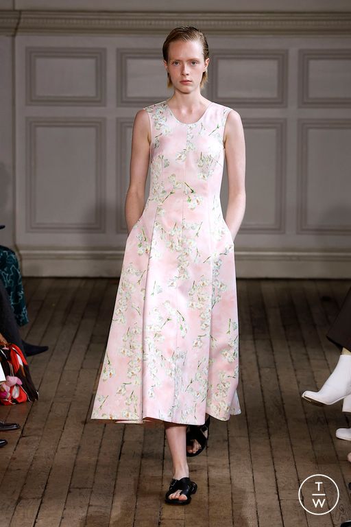 Spring-Summer 2025 Emilia Wickstead Look 16