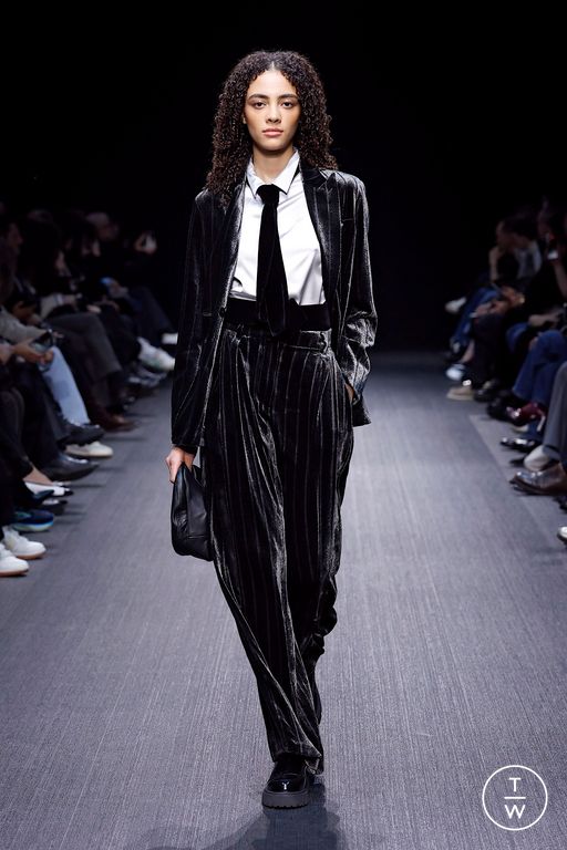 FW25 Emporio Armani Look 3