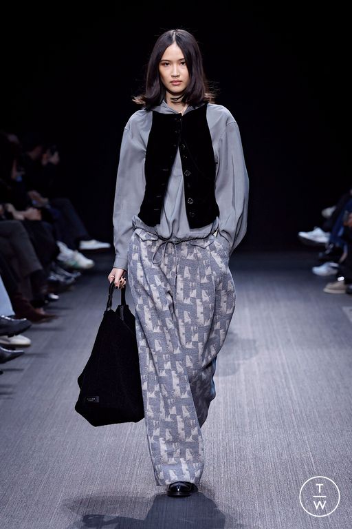 FW25 Emporio Armani Look 8