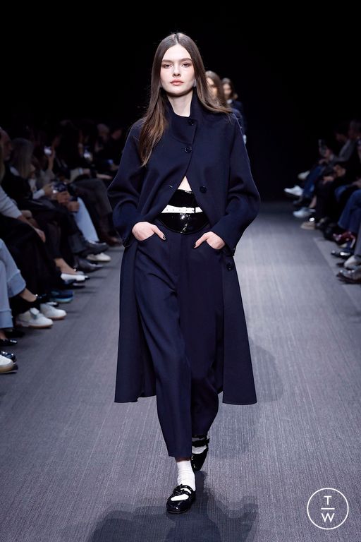 FW25 Emporio Armani Look 17