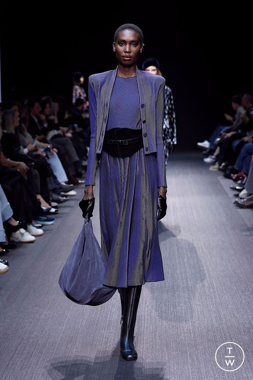 FW25 Emporio Armani Look 32