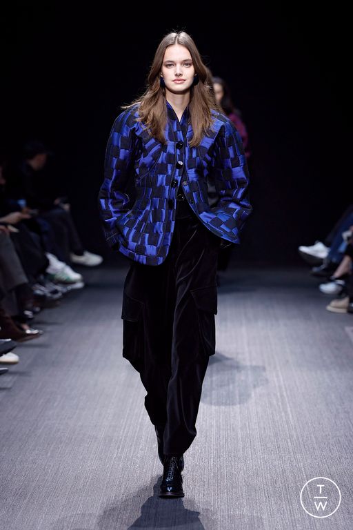 FW25 Emporio Armani Look 42