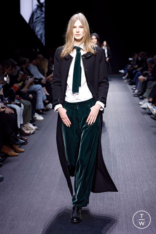FW25 Emporio Armani Look 54