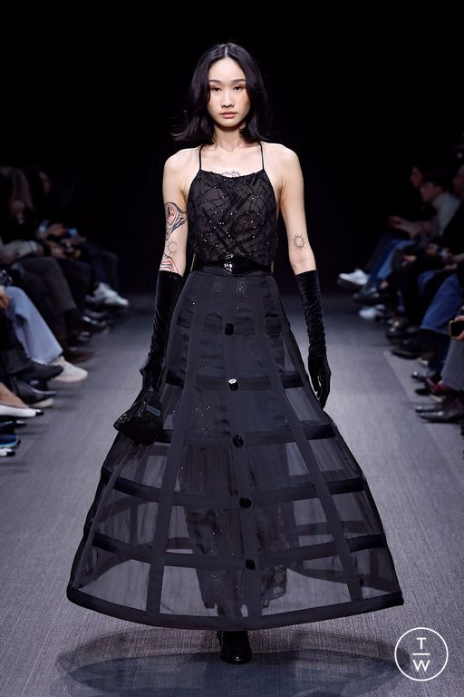 FW25 Emporio Armani Look 95