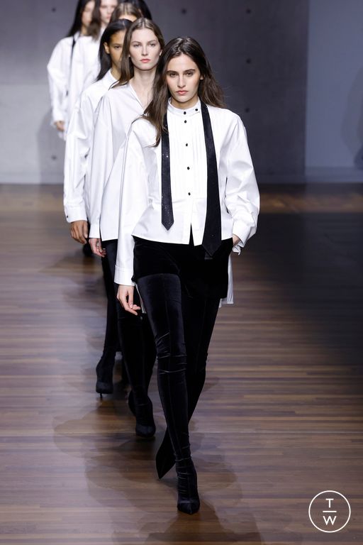 FW26 Emporio Armani Look 136