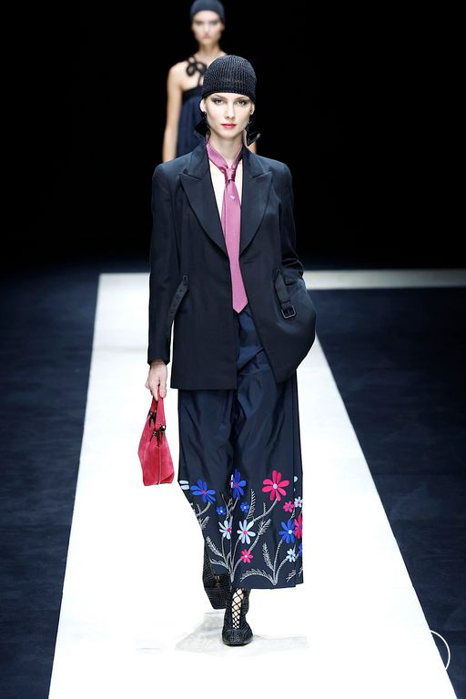 Spring/Summer 2025 Emporio Armani Look 85