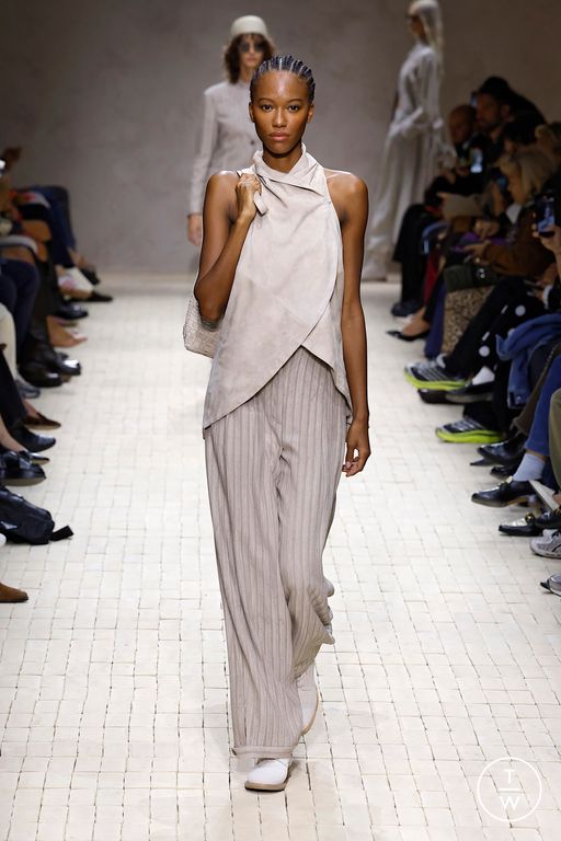 SS26 Emporio Armani Look 2