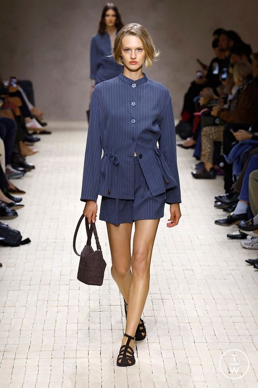 SS26 Emporio Armani Look 23