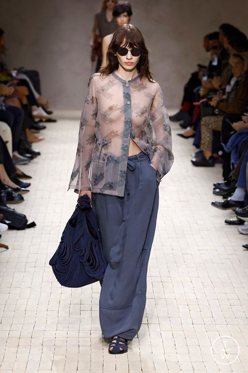 SS26 Emporio Armani Look 25