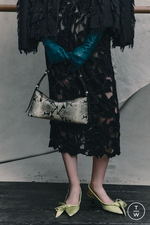 RS26 Erdem Look 11