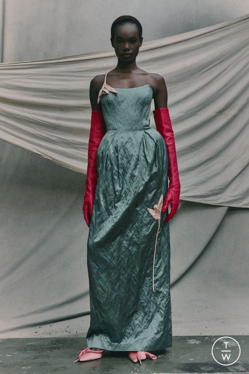 RS 26 Erdem Look 17