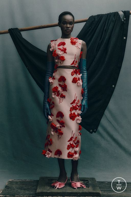 RS 26 Erdem Look 20