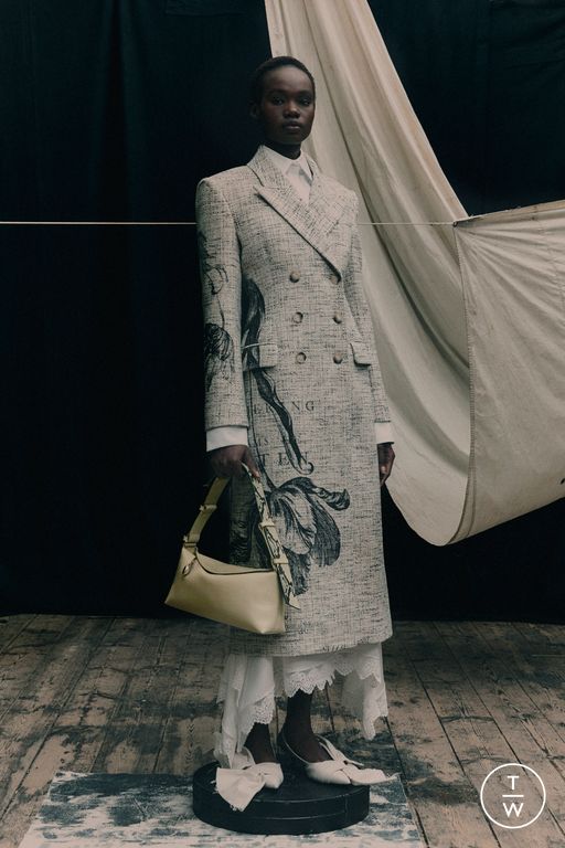 RS 26 Erdem Look 22