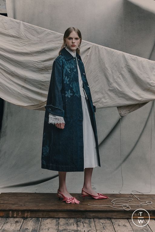 RS 26 Erdem Look 24