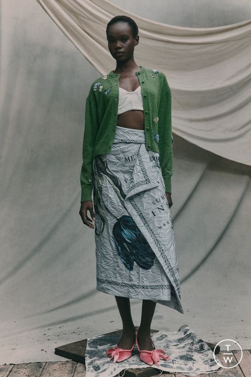 RS 26 Erdem Look 30