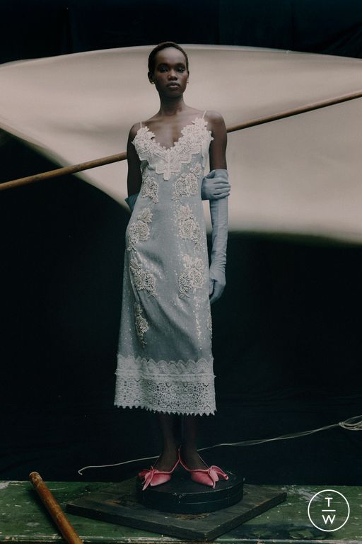 RS 26 Erdem Look 5