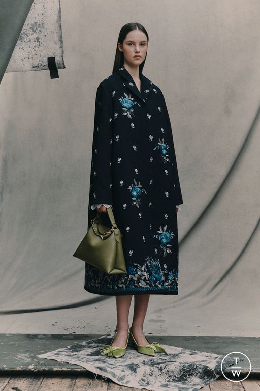 RS 26 Erdem Look 8