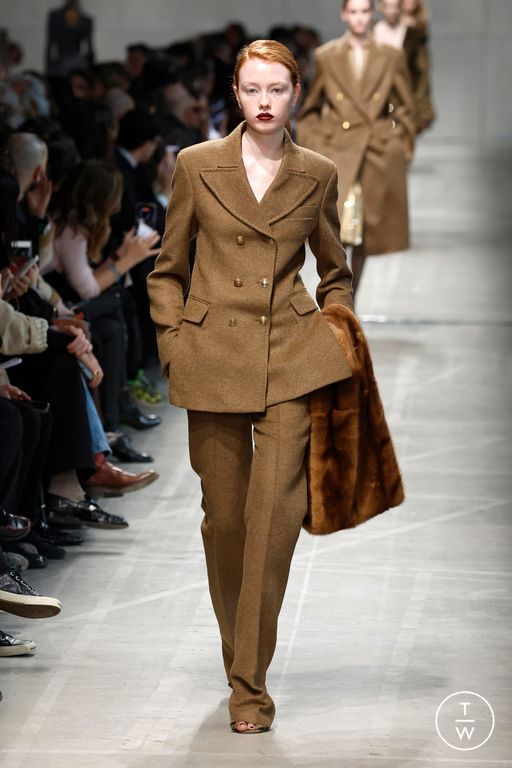 FW26 Ermanno Scervino Look 42