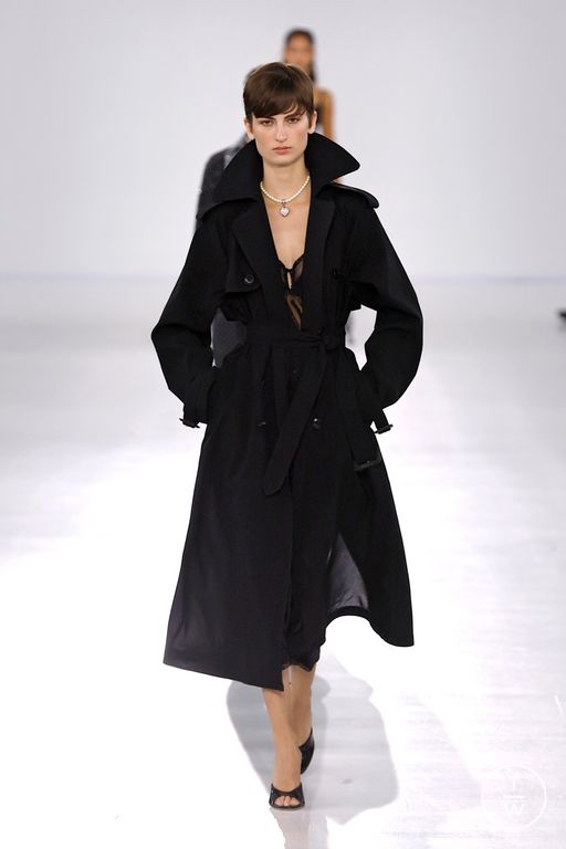 SS26 Ermanno Scervino Look 1
