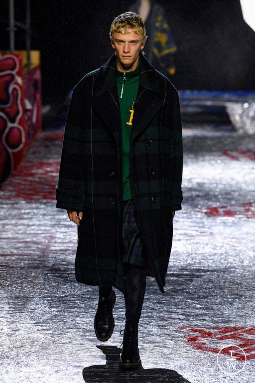 FW22 Tommy Hilfiger Look 24
