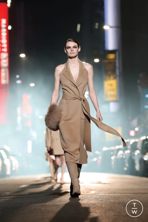 FW21 Michael Kors Collection Look 17