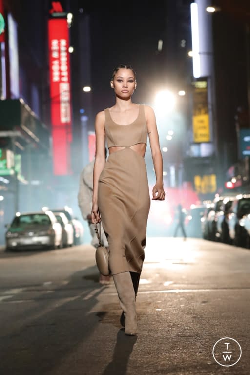 FW21 Michael Kors Collection Look 22