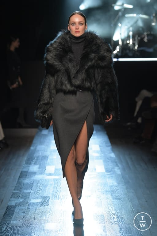 FW22 Michael Kors Collection Look 31