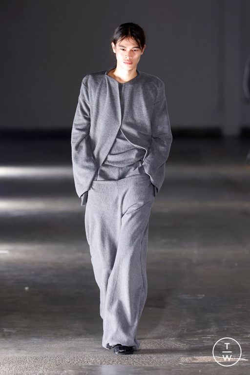 FW25 Fashion East Look 32