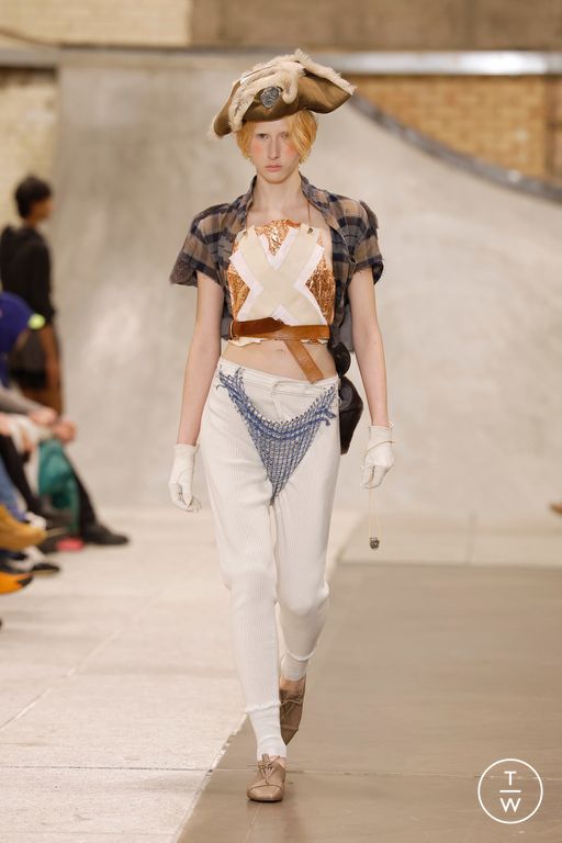 FW26 Fashion East Look 33