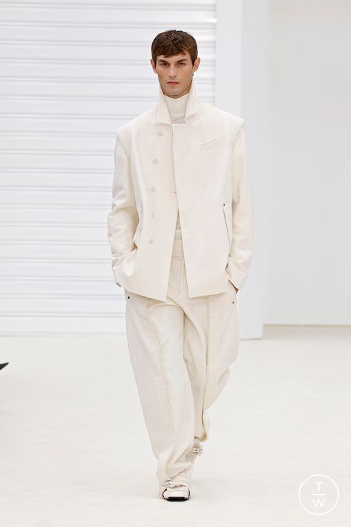 SS26 Ferrari Look 14