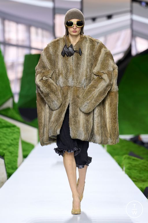FW26 Louis Vuitton Look 21