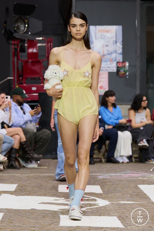SS 26 Fiorucci Look 39