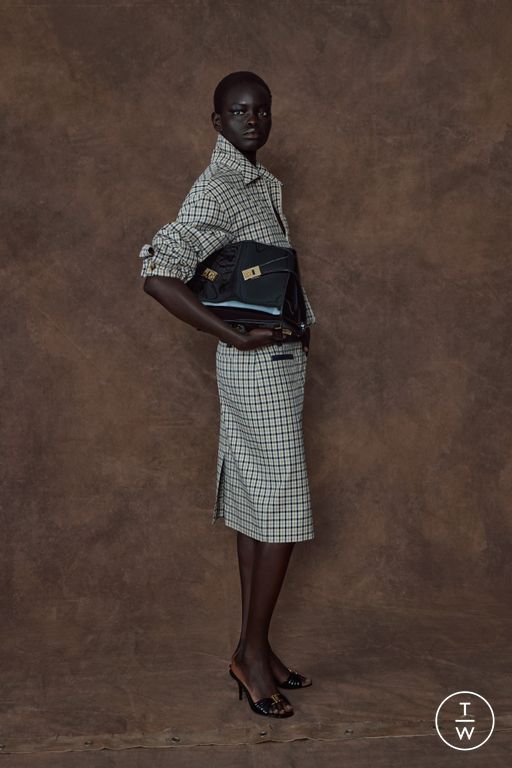 PF26 Ferragamo Look 33