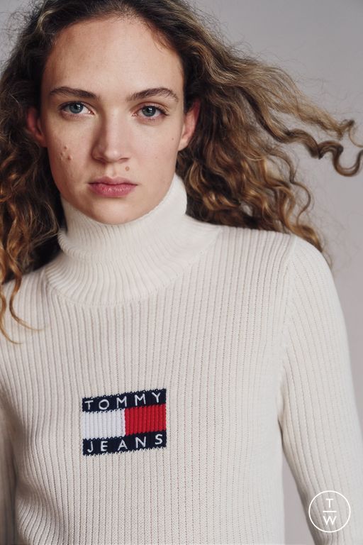 FW24 Tommy Jeans Look 25