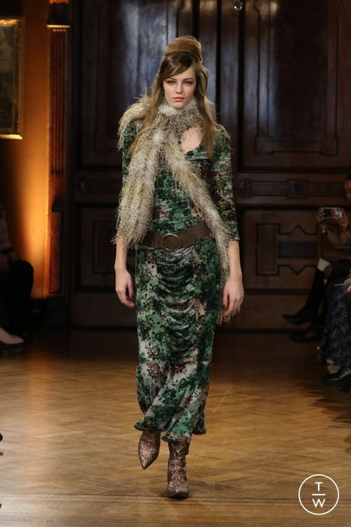 FW26 Anna Sui Look 16