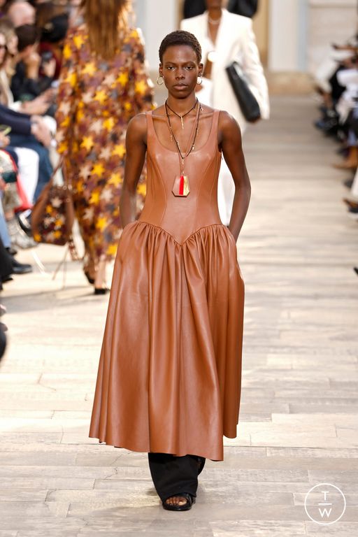 SS26 Gabriela Hearst Look 30