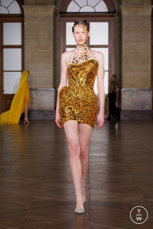 SS26 Gaurav Gupta Look 24