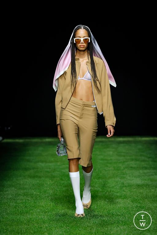 Spring-Summer 2025 GCDS Look 9