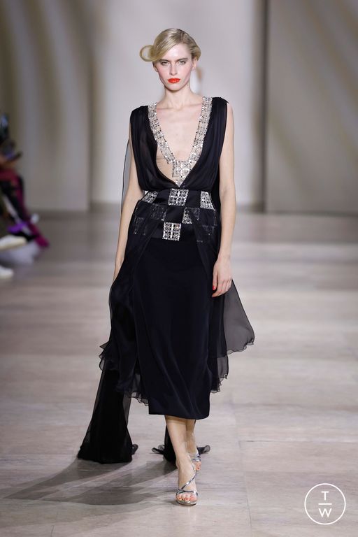 SS25 Georges Chakra Look 3