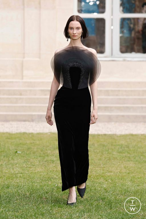 FW24 Georges Hobeika Look 2