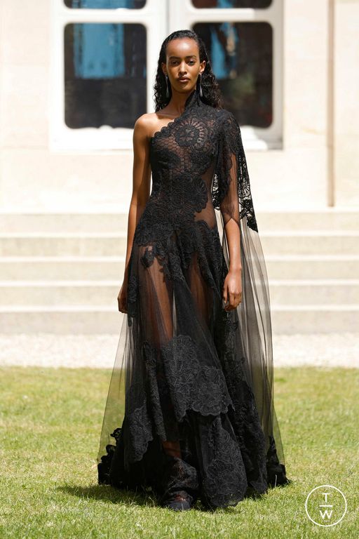 FW24 Georges Hobeika Look 50