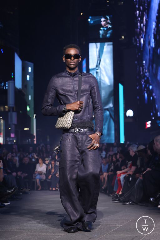 RS27 Gucci Look 40