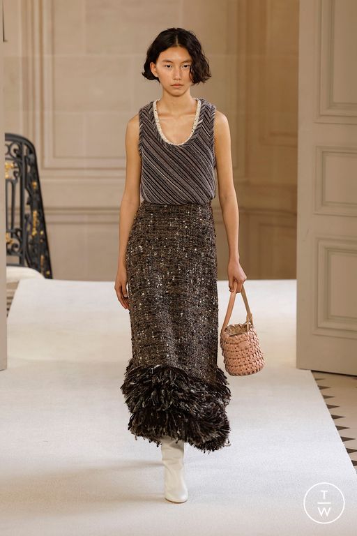 FW25 Giambattista Valli Look 15