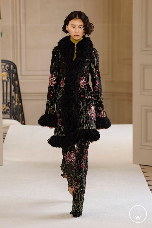 FW25 Giambattista Valli Look 48