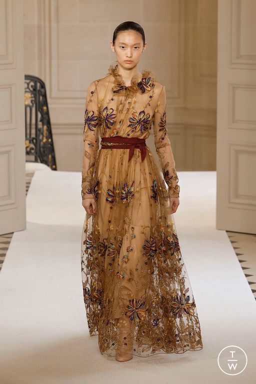 FW25 Giambattista Valli Look 52