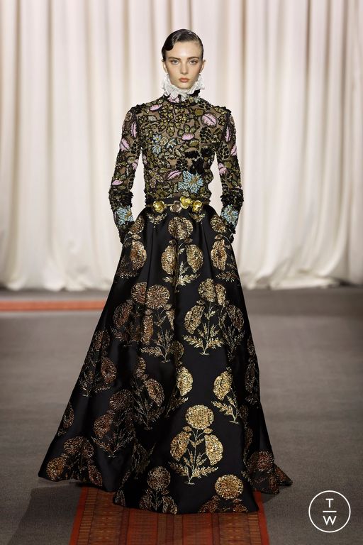 Spring-Summer 2025 Giambattista Valli Look 11