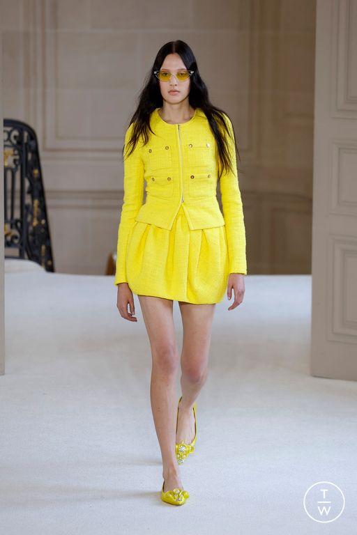SS25 Giambattista Valli Look 36