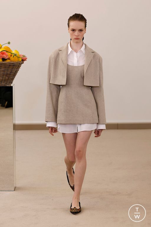 SS26 Giambattista Valli Look 1