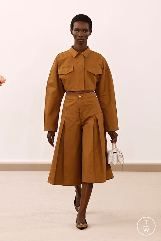 SS26 Giambattista Valli Look 16