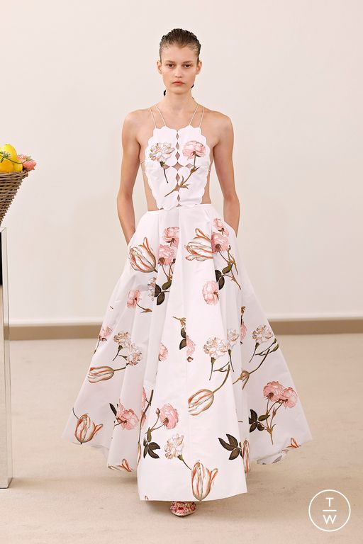 SS26 Giambattista Valli Look 25